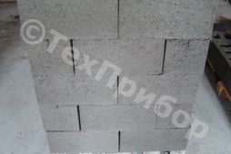 Камни стеновые керамзитобетонные, изготовленные на вибропрессе серии «Илья Муромец». Отличное качество популярного строительного материала!